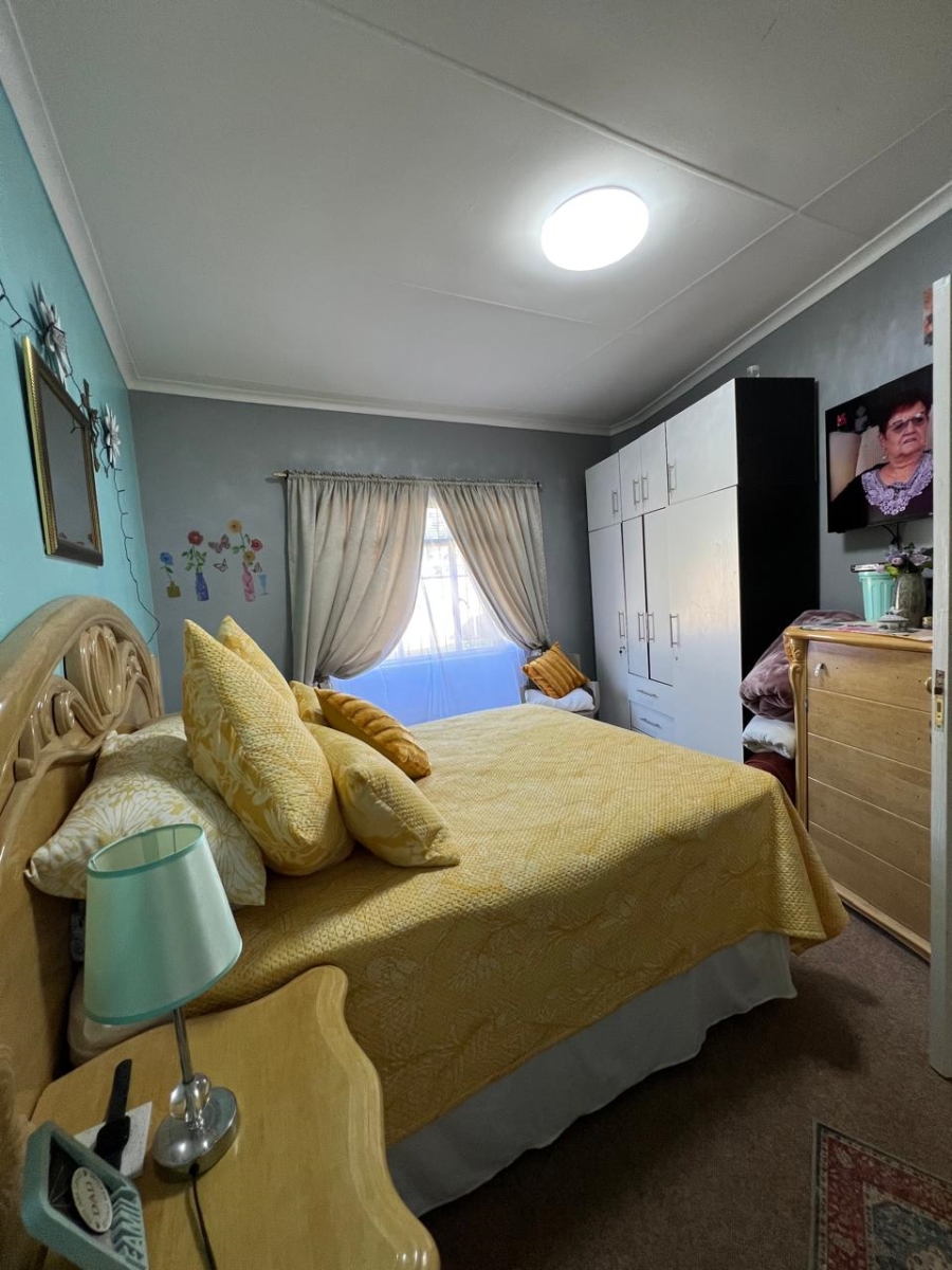 3 Bedroom Property for Sale in Rowallan Park Eastern Cape